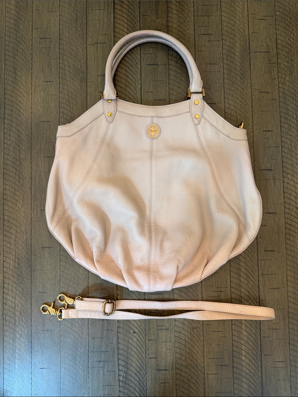 Tory Burch Dakota Pebble Large Soft Blush Leather w/top handle Removable strap